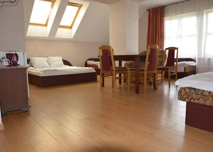 Sveciu Namai Avada Svečių namai 3*