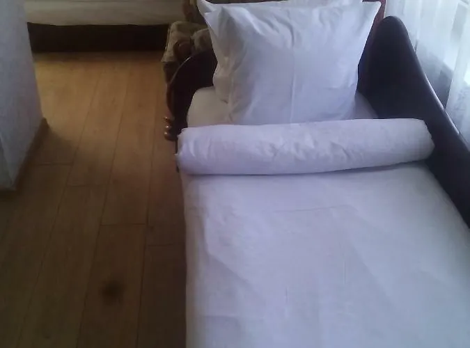 Sveciu Namai Avada 3*