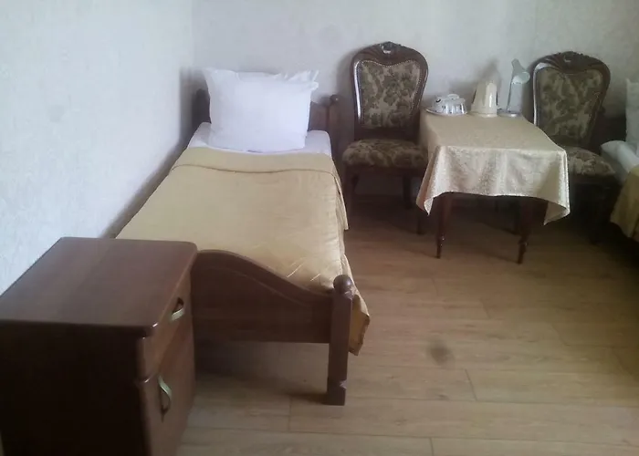 Svečių namai Sveciu Namai Avada