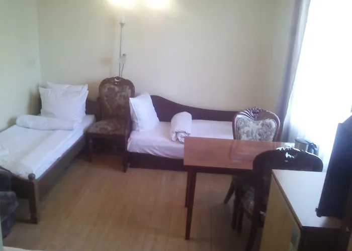 Sveciu Namai Avada Svečių namai 3*